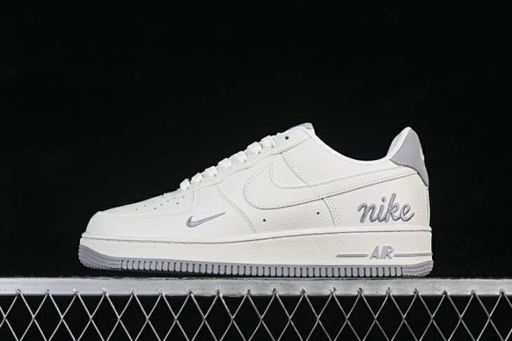 Picture of Air Force 1 _SKUfw22484817880516142fw